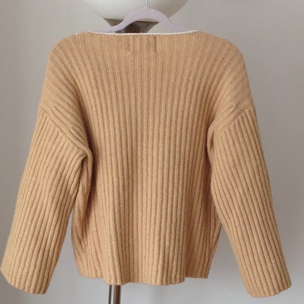🔥Neutral Ground - 'Chunky Knit' Ribbed Sweater - Picture 2 of 5